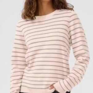 NWT CULTURE Striped Cream and light Gray womens Sweater size small